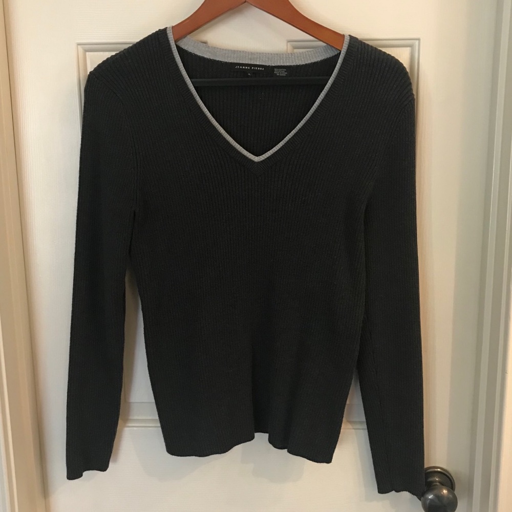 Jeanne Pierre ribbed cotton vneck sweater